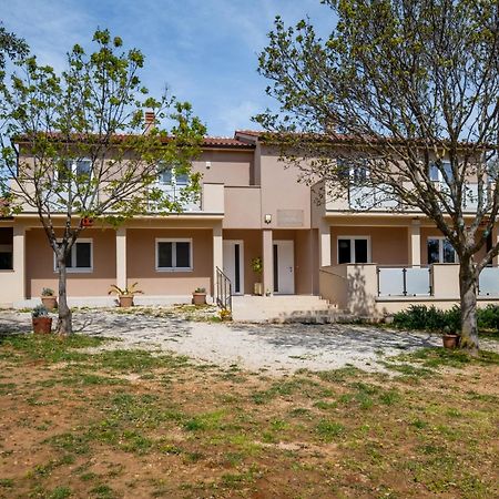 Vila Veronika 2 Πούλα Εξωτερικό φωτογραφία