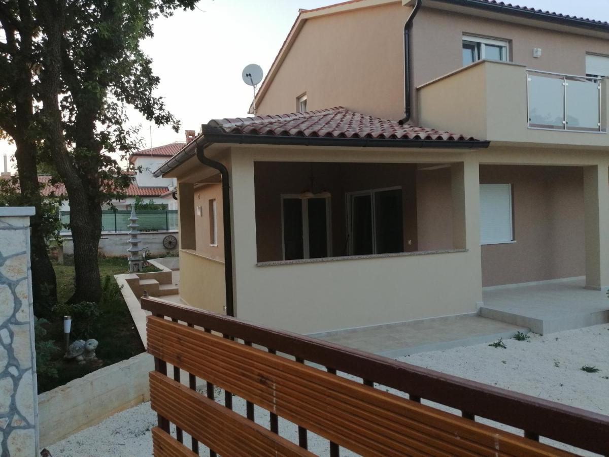 Vila Veronika 2 Πούλα Εξωτερικό φωτογραφία